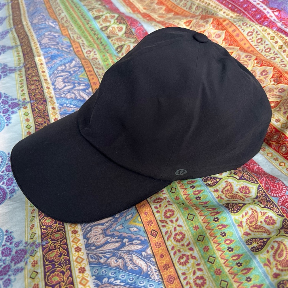 Black Lululemon Baseball Cap